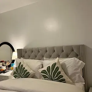 Bed & Breakfast Stars Luxury, London